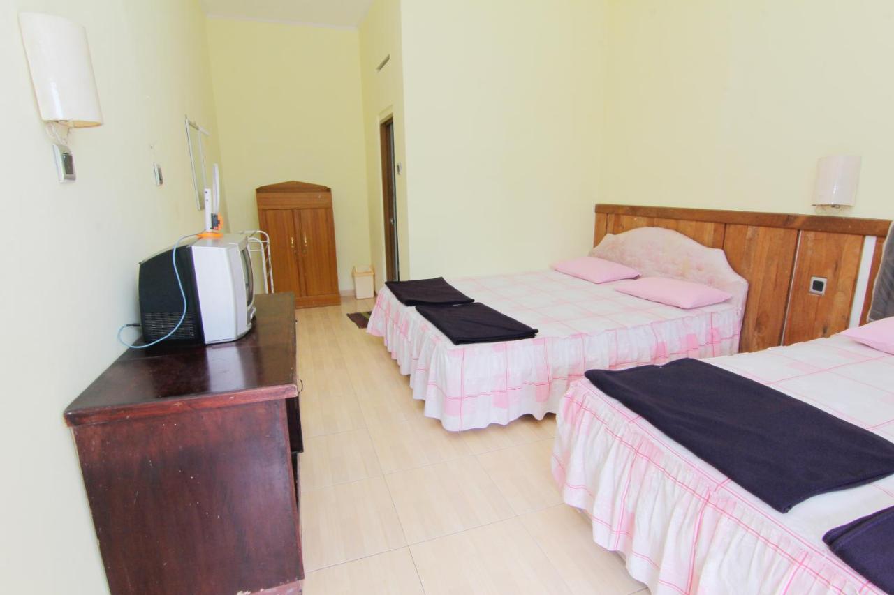 Hotel Wijaya 3 Калиуранг Екстериор снимка
