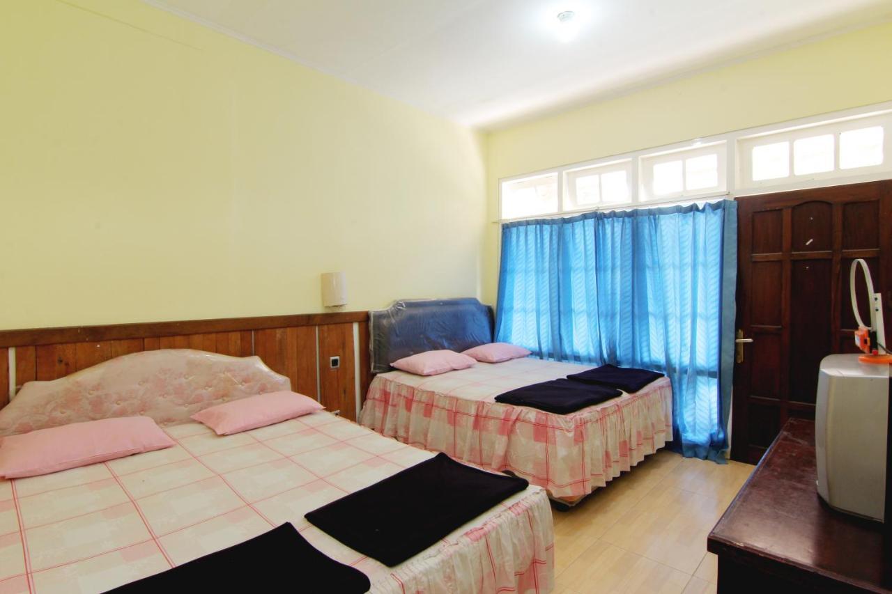 Hotel Wijaya 3 Калиуранг Екстериор снимка
