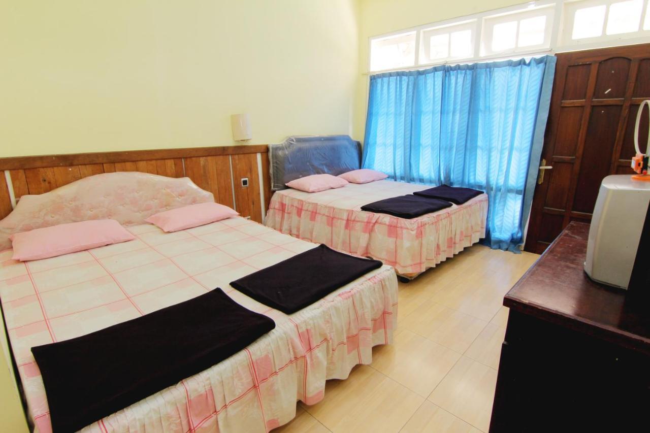 Hotel Wijaya 3 Калиуранг Екстериор снимка