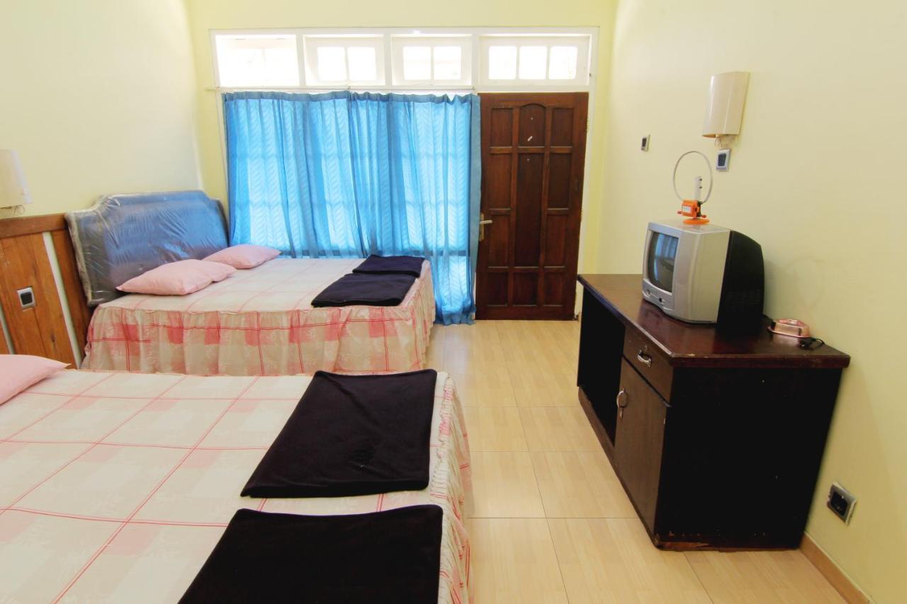 Hotel Wijaya 3 Калиуранг Екстериор снимка