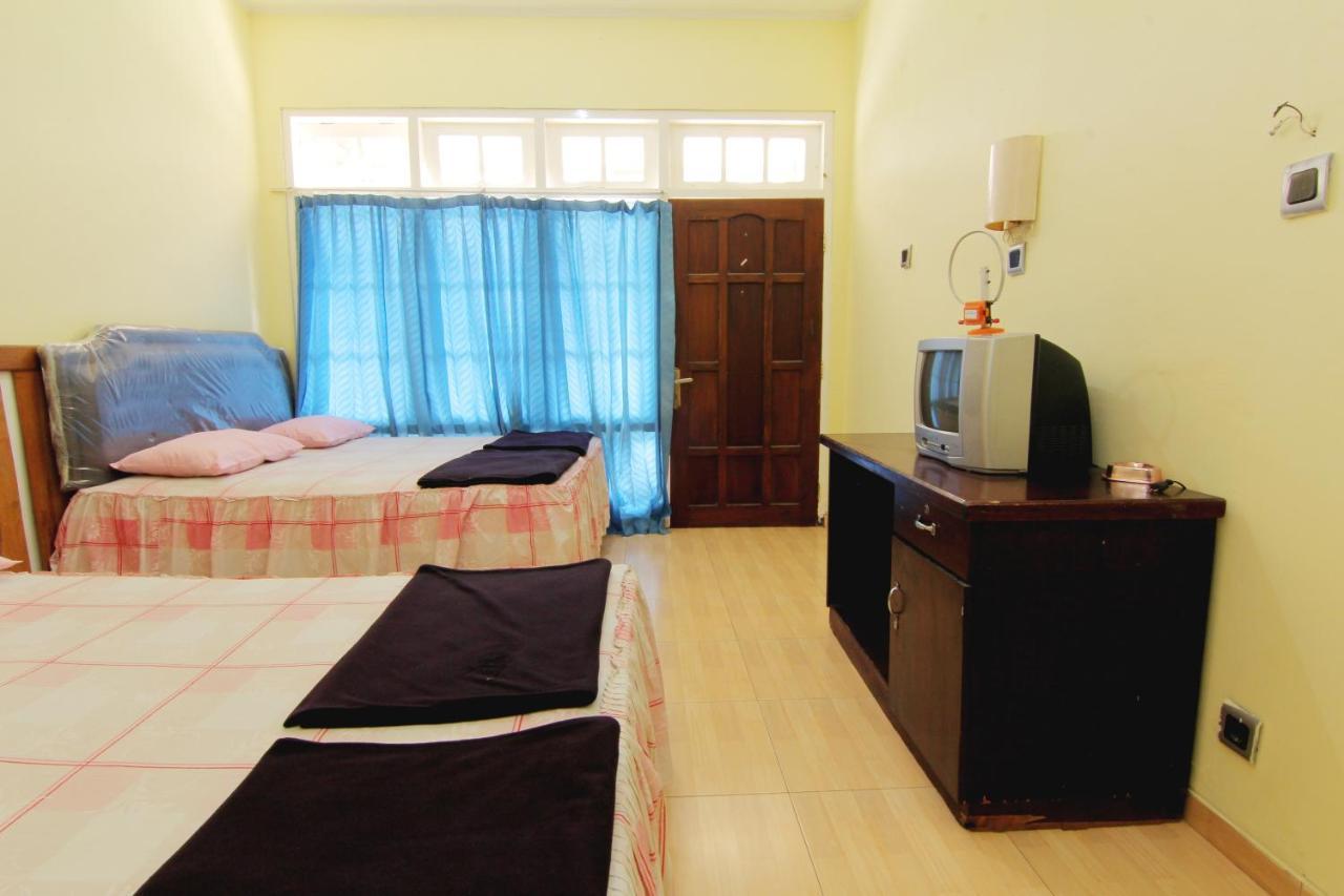 Hotel Wijaya 3 Калиуранг Екстериор снимка