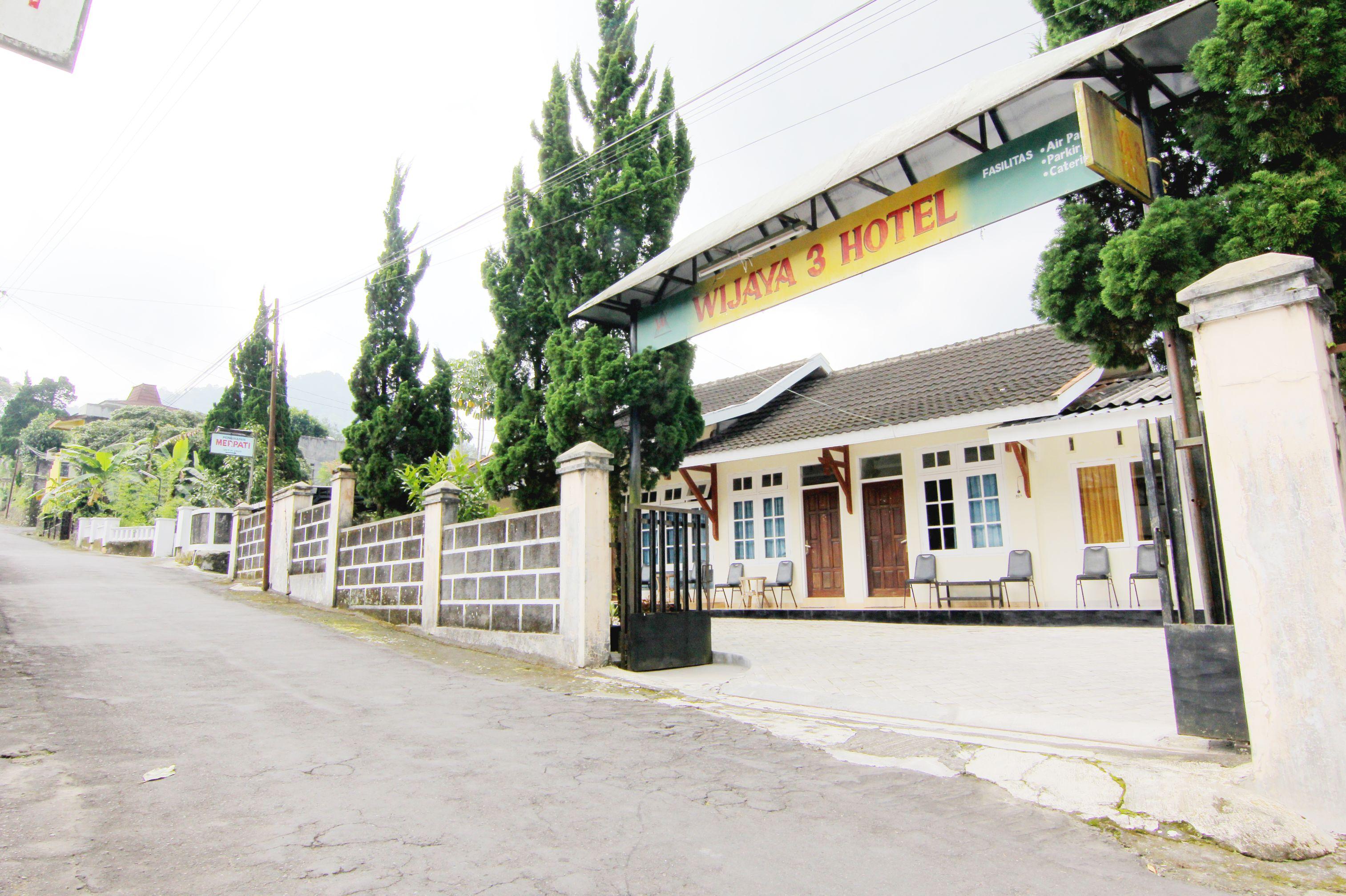 Hotel Wijaya 3 Калиуранг Екстериор снимка